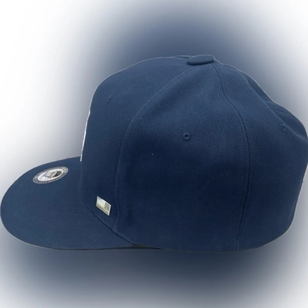 NOGGIN BOSS NASCAR Chicago Street Race Oversized Novelty Hat – New